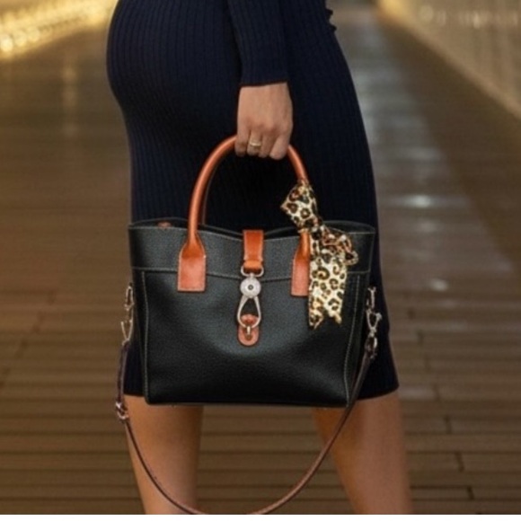 Set of 3 Willy bag scarfs. RANDOM PULL. Bag Not Included - Picture 8 of 8